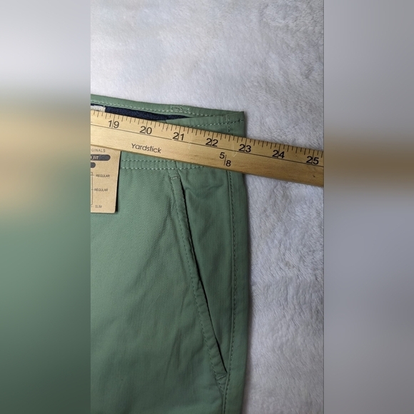 Tailor Vintage Hybrid regular Fit Shorts Green bay  9” Inseam size 44 - Picture 8 of 12